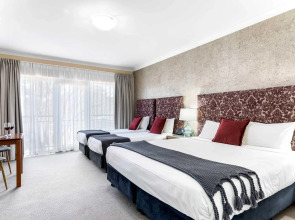 Berry Village Boutique Motel