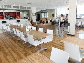 Travelodge Valencia Aeropuerto