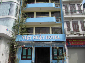 Viet Nhat Halong Hotel