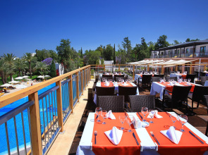DoubleTree by Hilton Bodrum Isil Club Resort