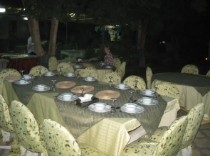 Rezeiky Hotel And Camp Luxor