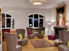 Alpen Hotel München