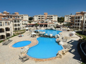 St Nicolas Elegant Residence