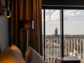 Hampshire Delft Centre