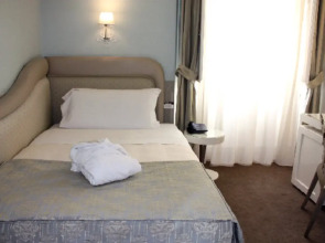 JR Hotels Oriente Bari