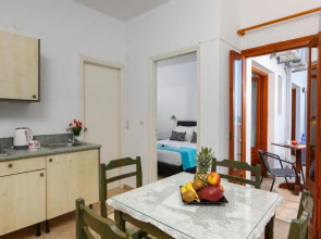 Romantica Hotel Apartments