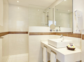 Universal Hotel Marqués