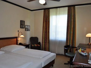 Trans World Hotel Donauwelle