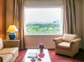 Отель Pullman Bucharest World Trade Center