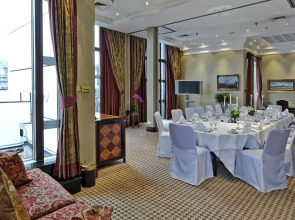 Leonardo Royal Hotel London City