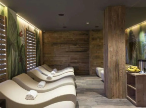 Le Palme - Adults Only (10 years old)