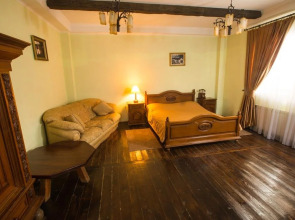 Отель Magnat Lux