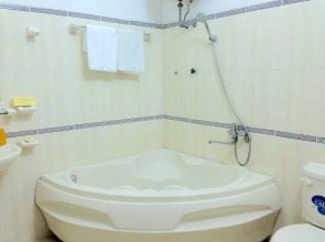 HANZ Nam Quang Hotel Da Lat