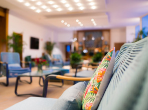 Cavo Zoe Seaside Hotel