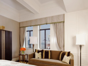 Fairmont Peace Hotel on the Bund