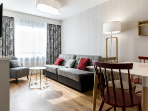 CADET Residence by Collection VESPER