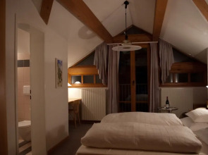 Gasthof Pension Falkeis