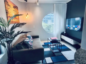 Urban Elephant Express The Flamingo