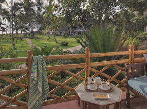 Bluebay Beach Resort & Spa