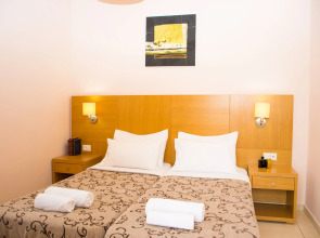 Marigianna Apartments