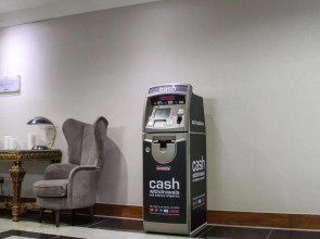 Renaissance London Heathrow Hotel