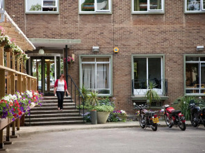 Palmers Lodge Hillspring At Willesden Green