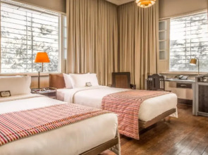 The Henry Hotel Manila