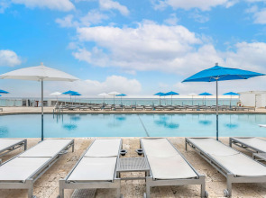 Ramada Plaza by Wyndham Marco Polo Beach Resort