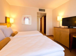 Отель The Q - Quadro City Hotel