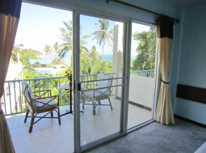 Thaniza Beachfront Resort