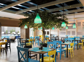 Kamaniiya Petitenget Seminyak