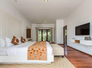 Club Corner Residence by Nagisa Bali