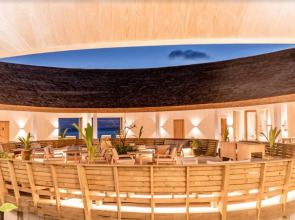 Курорт Kagi Maldives Resort & Spa