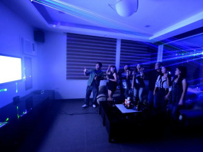 Hollywood Drive-In Hotel