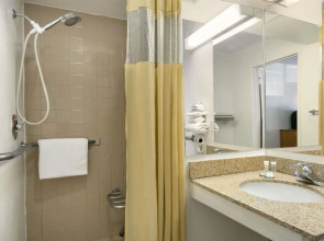 Econo Lodge Phoenix North I-17