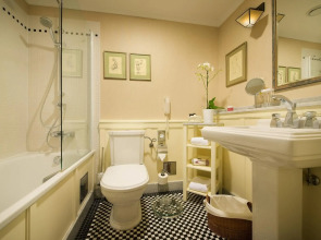 Marrol's Boutique Hotel