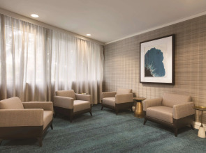 Hilton Miami Airport Blue Lagoon