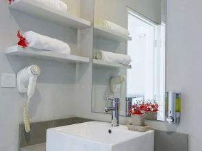 Voile Bleue Boutique Hotel