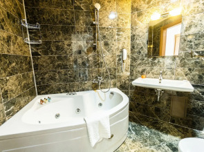 Dragut Point South Hotel