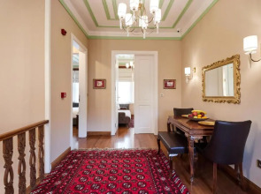 White Palace Old City Boutique Hotel