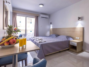 Paul Marie Hotel Apartments