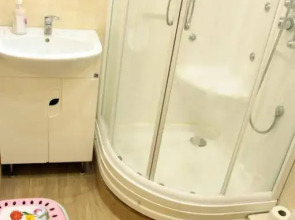 Apple Apartment Ploshad Svobody