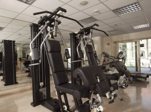 Отель Royal Continental Hotel Naples