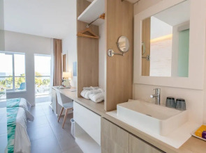 FERGUS Style Palmanova - Adults Only