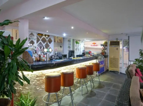 Flamingo Beach Hotel