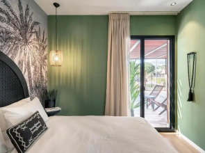 Mr. Soof - By TLV2GO