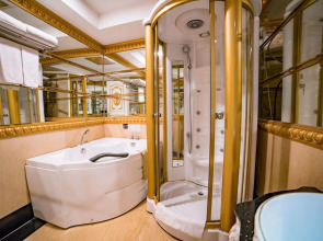 Nanyang King's Gate Hotel - Free Shuttle Service to Canton Fair