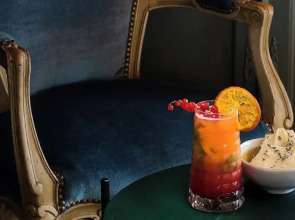 The Brock Niagara Falls Fallsview, Tapestry by Hilton