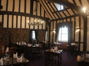 Brook Red Lion Hotel