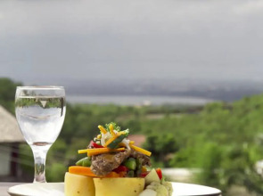 Avery Le Nixsun Villas by Waringin Hospitality